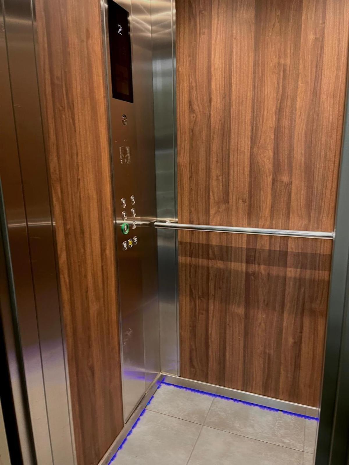 Amazing 1 Center, Sauna Appartement Warschau
